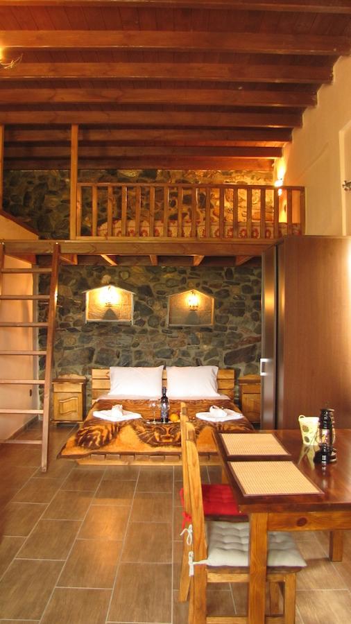 Ihnilatis Bed & Breakfast Керкини Стая снимка
