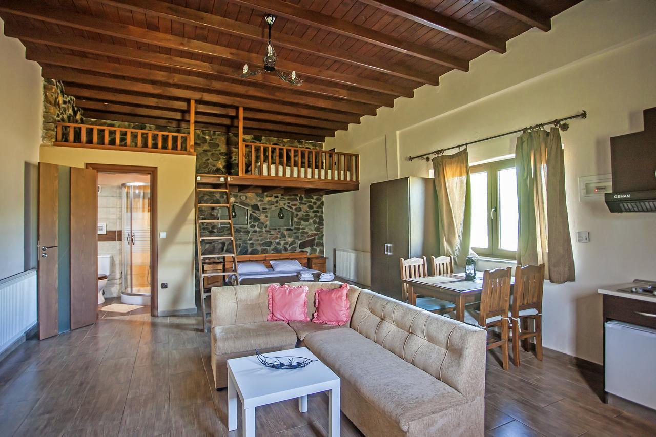 Ihnilatis Bed & Breakfast Керкини Екстериор снимка